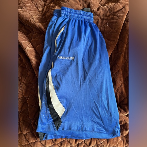 Nike Elite (Blue) Basketball Shorts - Large - Picture 4 of 5
